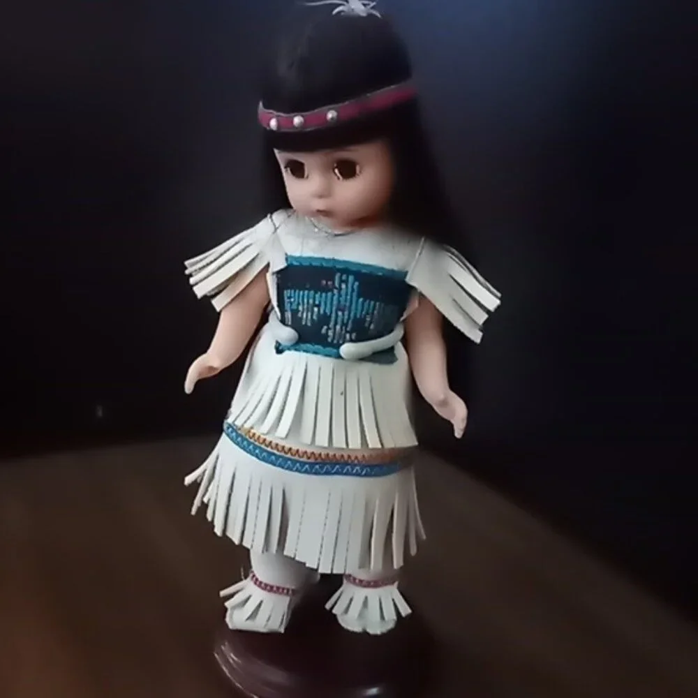 Vintage TIGER LILY Madame Alexander 8